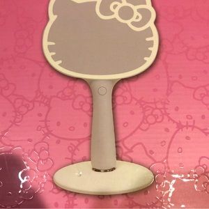 Hello kitty handheld mirror